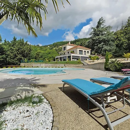 Les Du Domaine De Cabu 3*